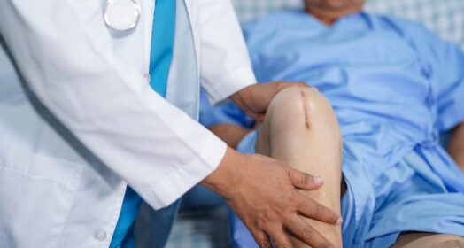 Knee Replacement surgery by Dr. Manoj Kumar Gudluru